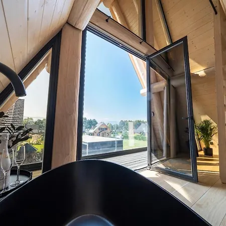 別荘 Stylish A-frame With Hot Tub By The