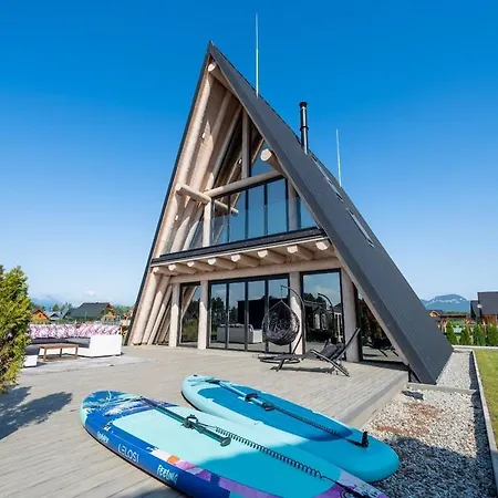 Stylish A-frame With Hot Tub By The *